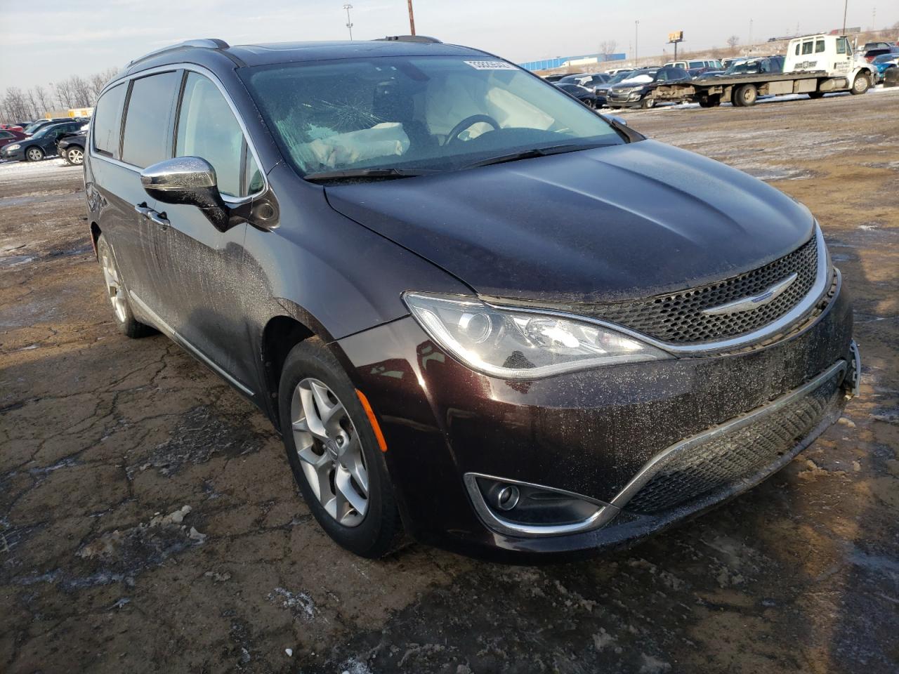 CHRYSLER PACIFICA L 2018 with VIN 2C4RC1GG4JR330738 - Photo from auction