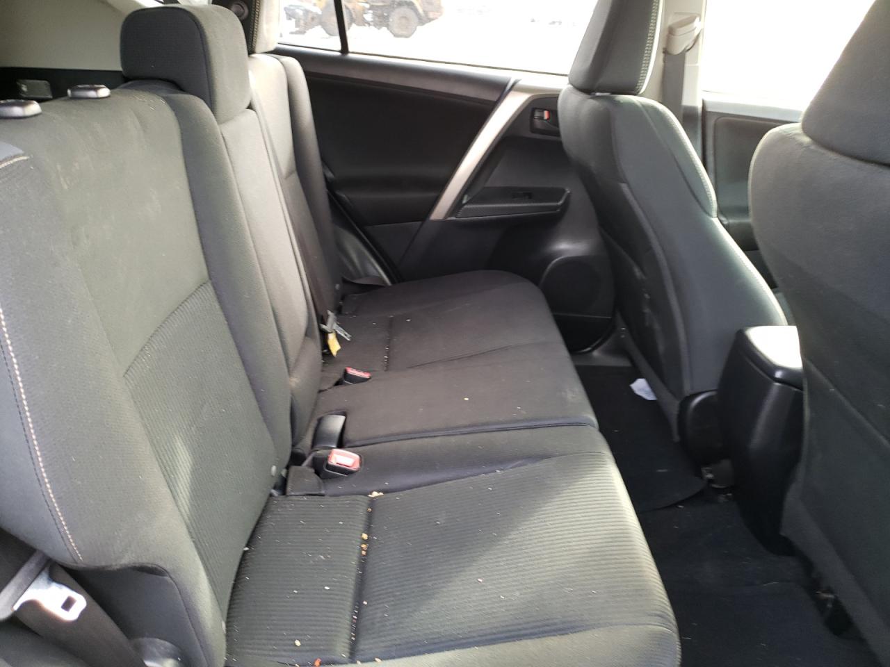 Photo 6 from auction – 2013 TOYOTA RAV4 XLE with VIN JTMRFREV5D5010305