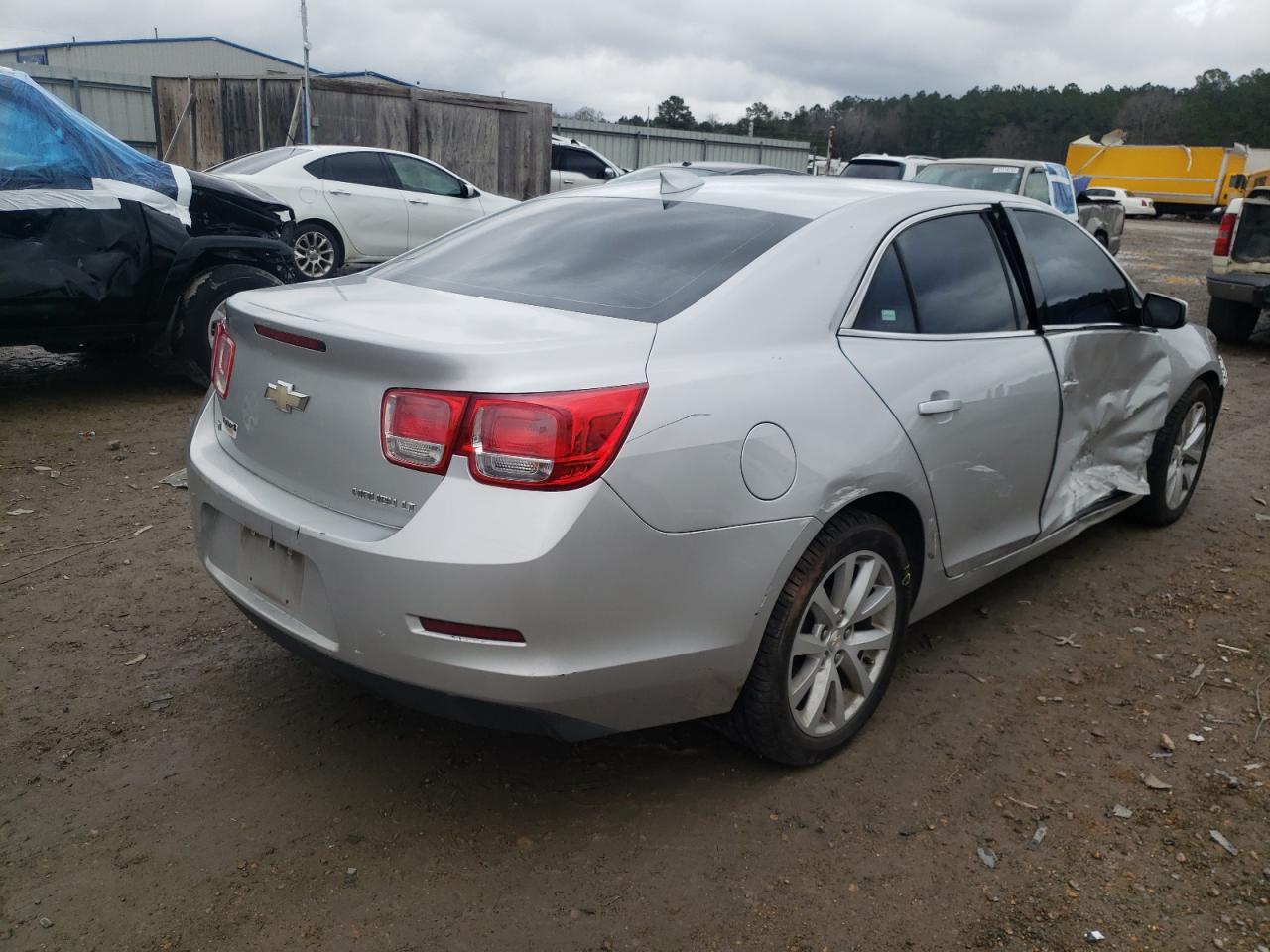 Photo 4 from auction – 2015 CHEVROLET MALIBU 2LT with VIN 1G11D5SL9FF125073
