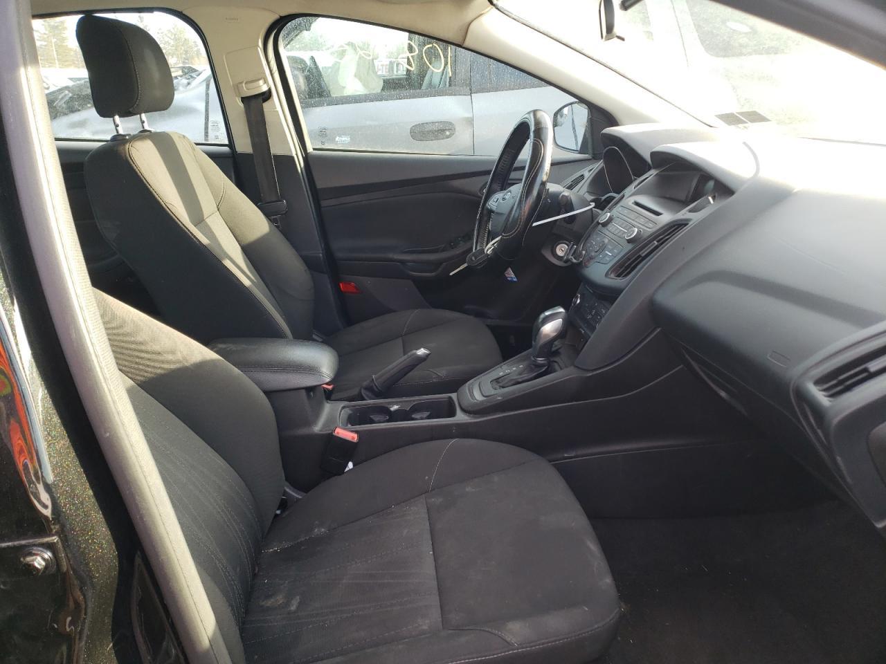 Photo 5 from auction – 2015 FORD FOCUS SE with VIN 1FADP3F25FL252136