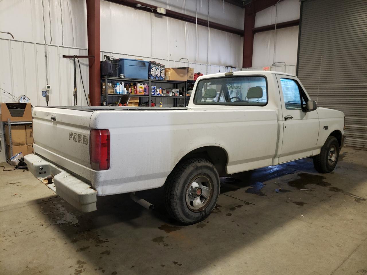 Photo 4 from auction – 1993 FORD F150 with VIN 2FTDF15Y3PCA29080