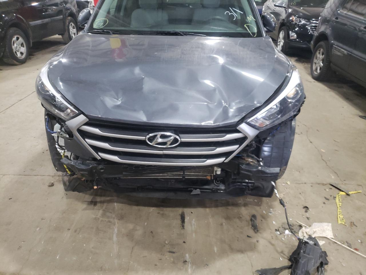 Photo 9 from auction – 2018 HYUNDAI TUCSON SEL with VIN KM8J3CA40JU764497