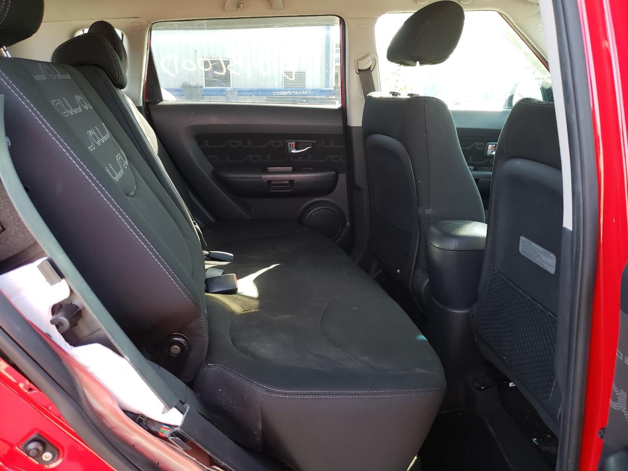 Photo 6 from auction – 2013 KIA SOUL + with VIN KNDJT2A66D7484716