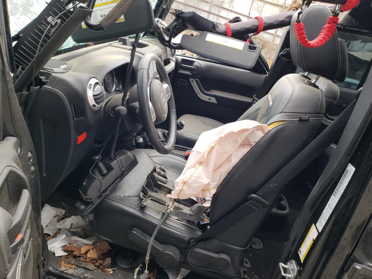 Photo 5 from auction – 2015 JEEP WRANGLER U with VIN 1C4HJWFG9FL670399