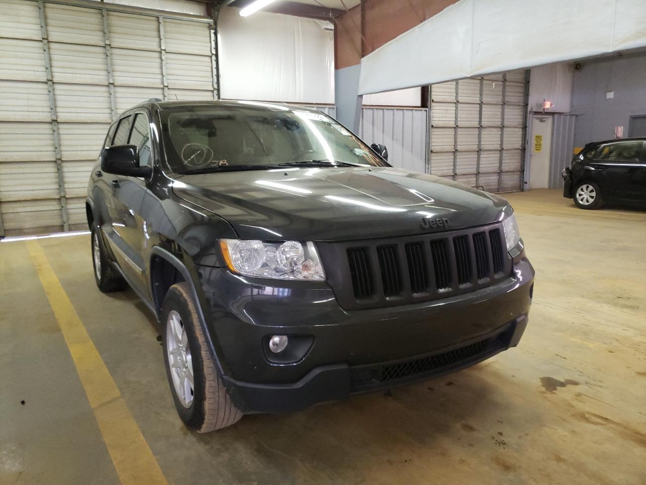 JEEP GRAND CHER 2011 with VIN 1J4RS4GG0BC709891 - Photo from auction