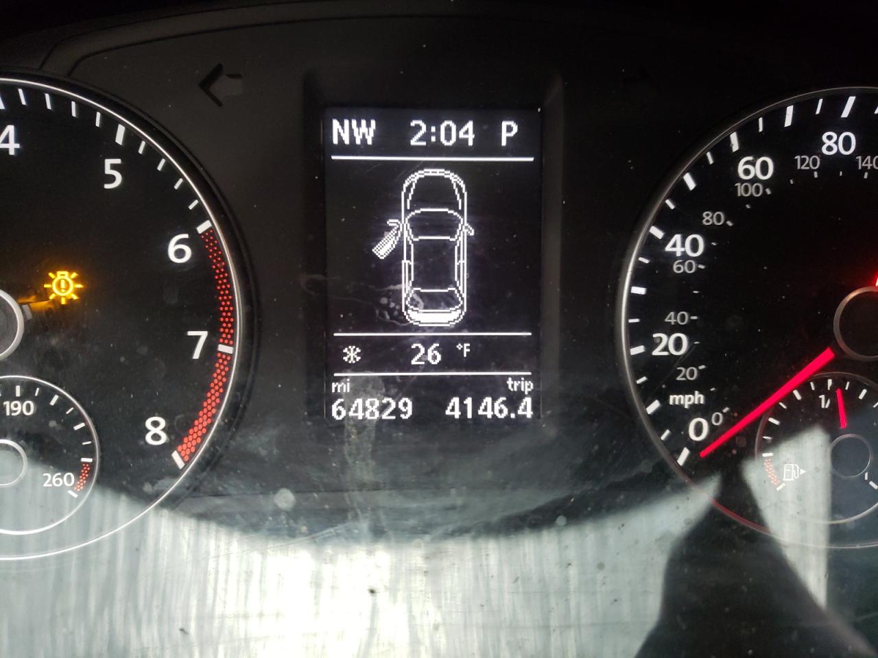 Photo 8 from auction – 2014 VOLKSWAGEN PASSAT SE with VIN 1VWBS7A33EC069711