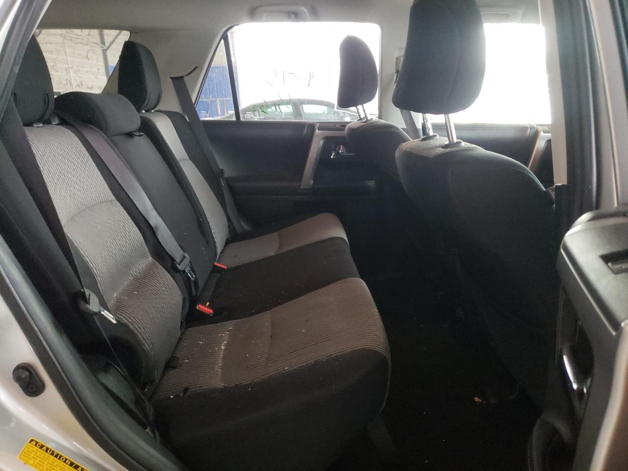 Photo 6 from auction – 2020 TOYOTA 4RUNNER SR with VIN JTEBU5JR1L5743938