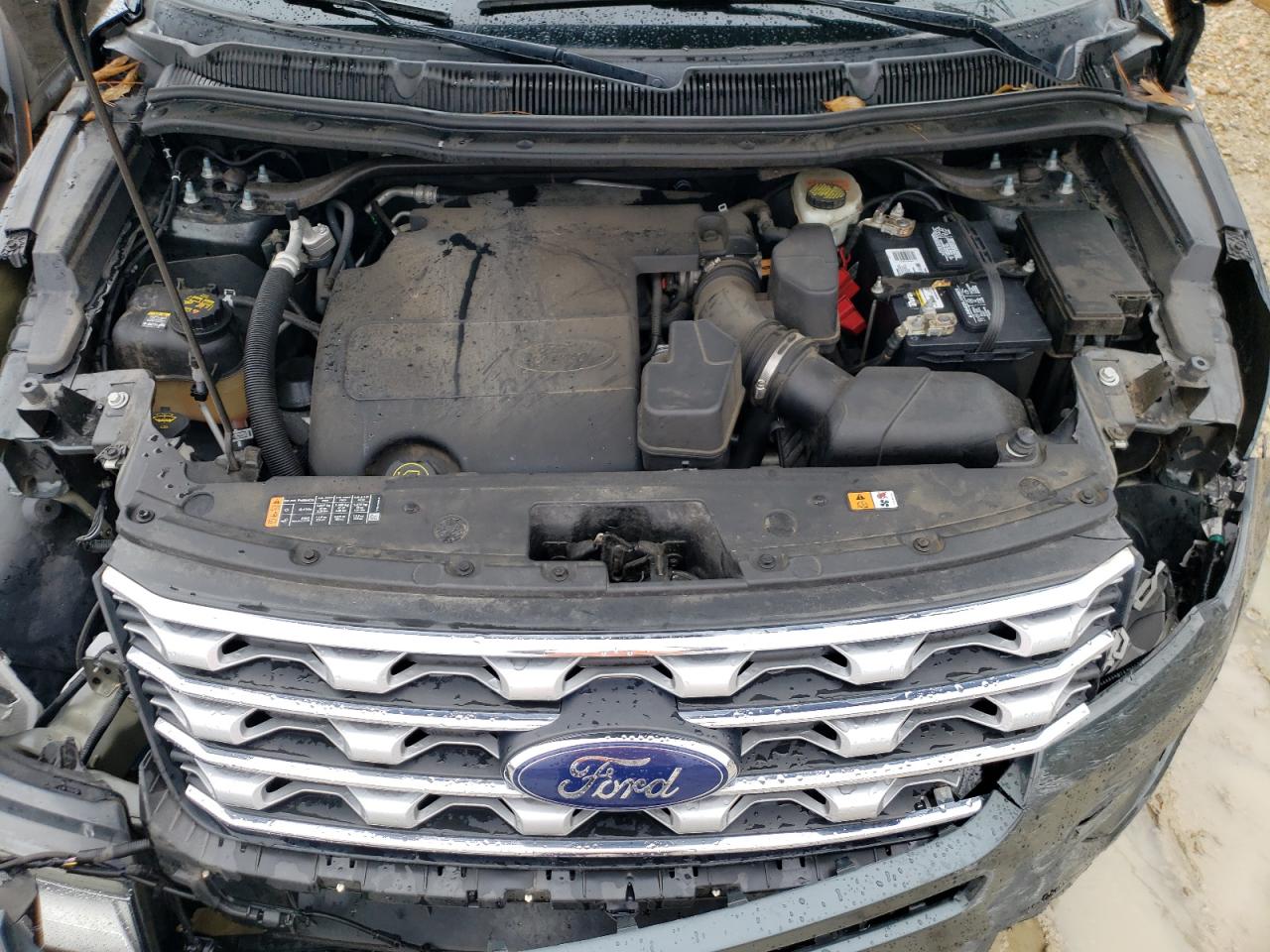 Photo 7 from auction – 2016 FORD EXPLORER L with VIN 1FM5K7F80GGB88313