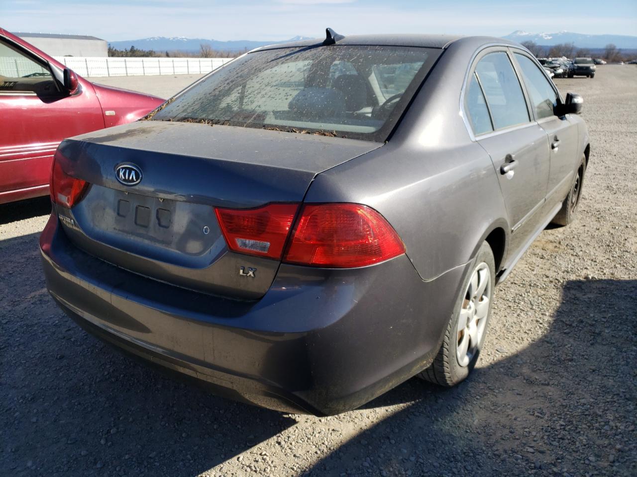 Photo 4 from auction – 2009 KIA OPTIMA LX with VIN KNAGE228395289130