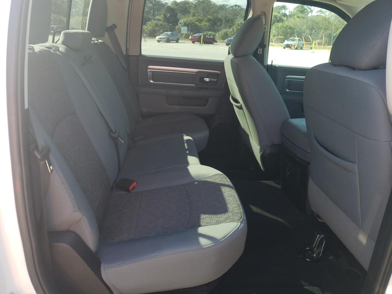 Photo 6 from auction – 2017 RAM 1500 SLT with VIN 1C6RR7LG4HS733254