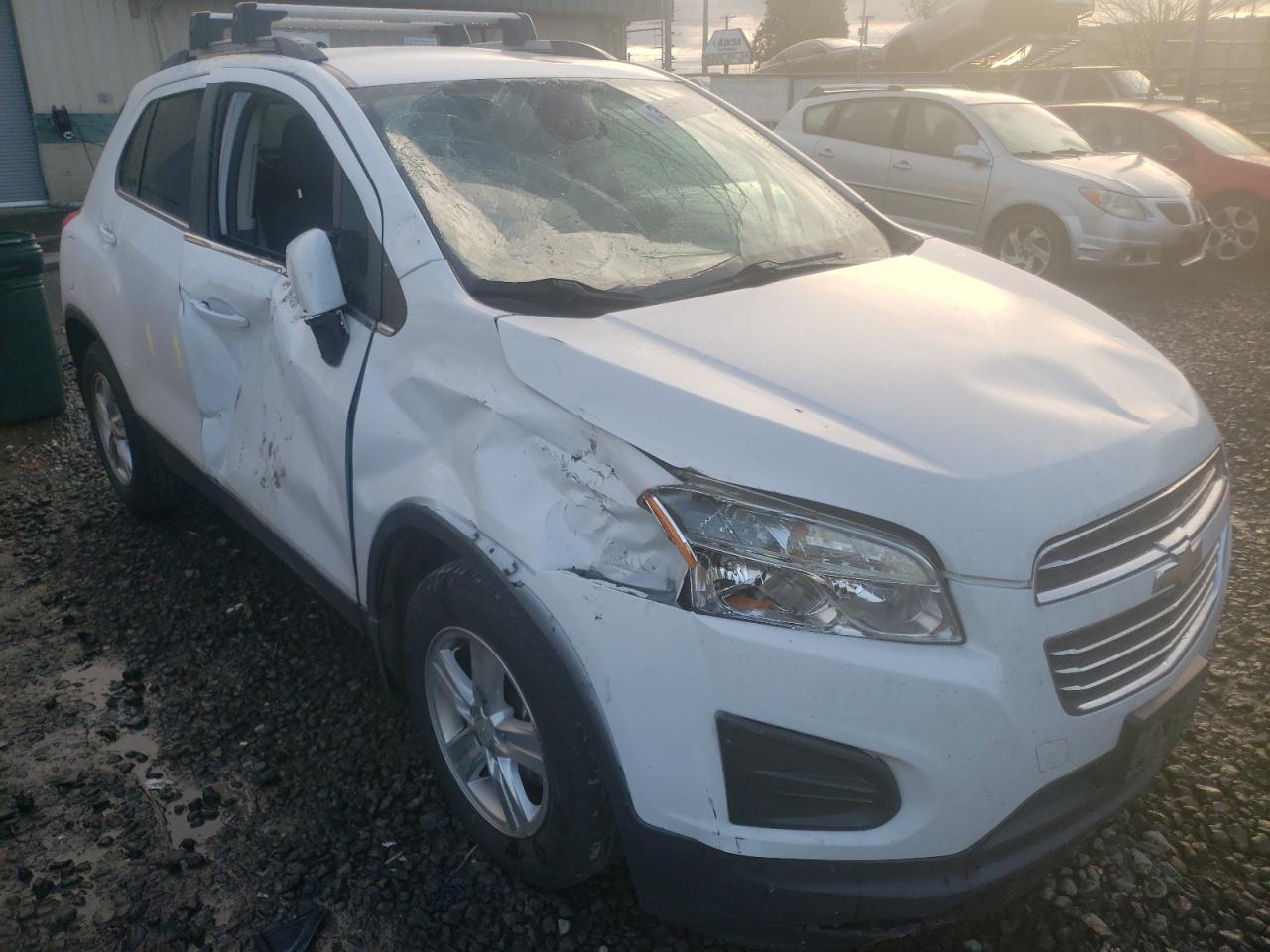 CHEVROLET TRAX 1LT 2015 with VIN 3GNCJLSB4FL240701 - Photo from auction