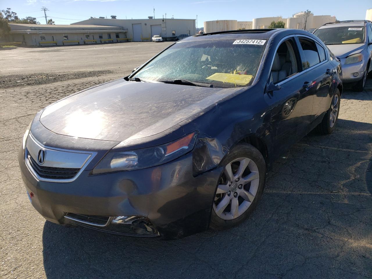Photo 2 from auction – 2014 ACURA TL TECH with VIN 19UUA8F54EA000683