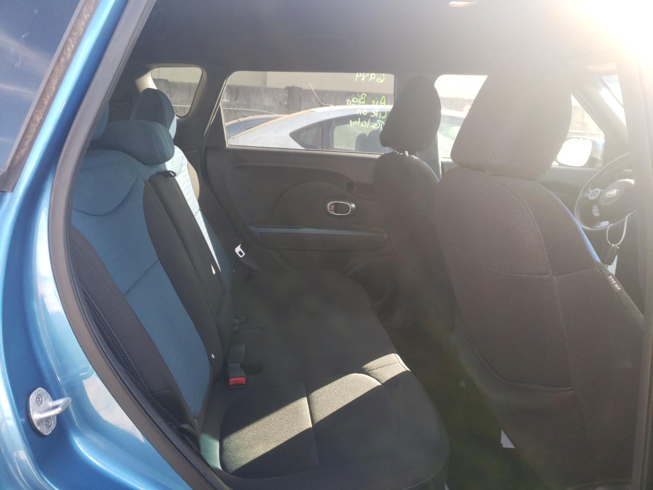 Photo 6 from auction – 2015 KIA SOUL + with VIN KNDJP3A53F7148428