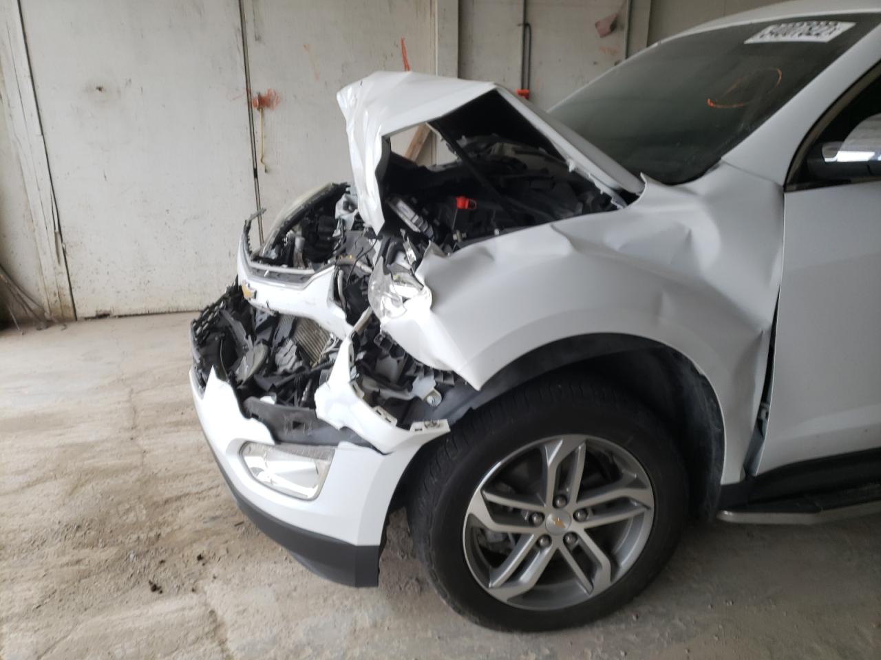 Photo 9 from auction – 2016 CHEVROLET EQUINOX LT with VIN 2GNFLGE32G6240933