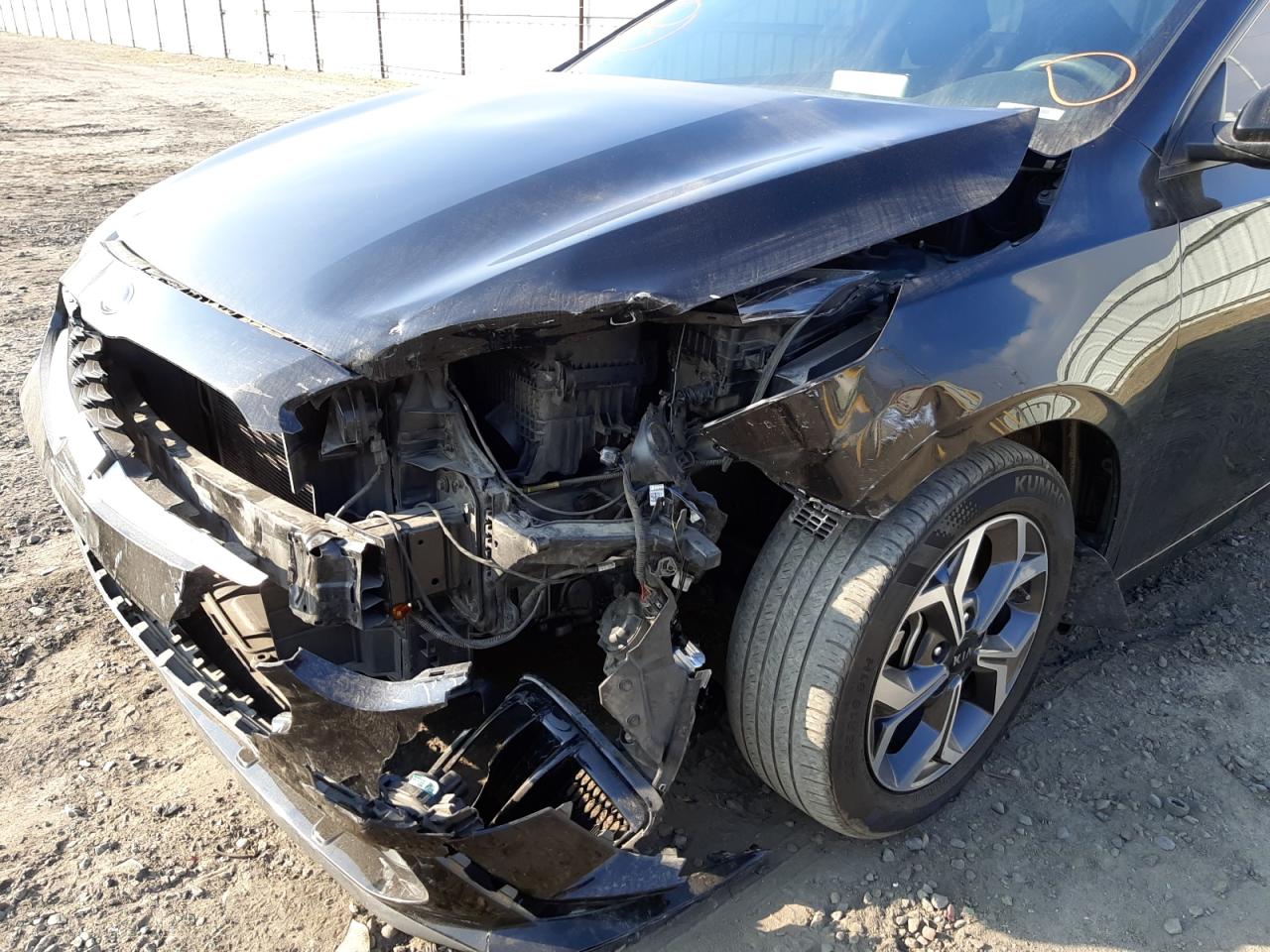 Photo 9 from auction – 2020 KIA FORTE FE with VIN 3KPF24AD4LE175599