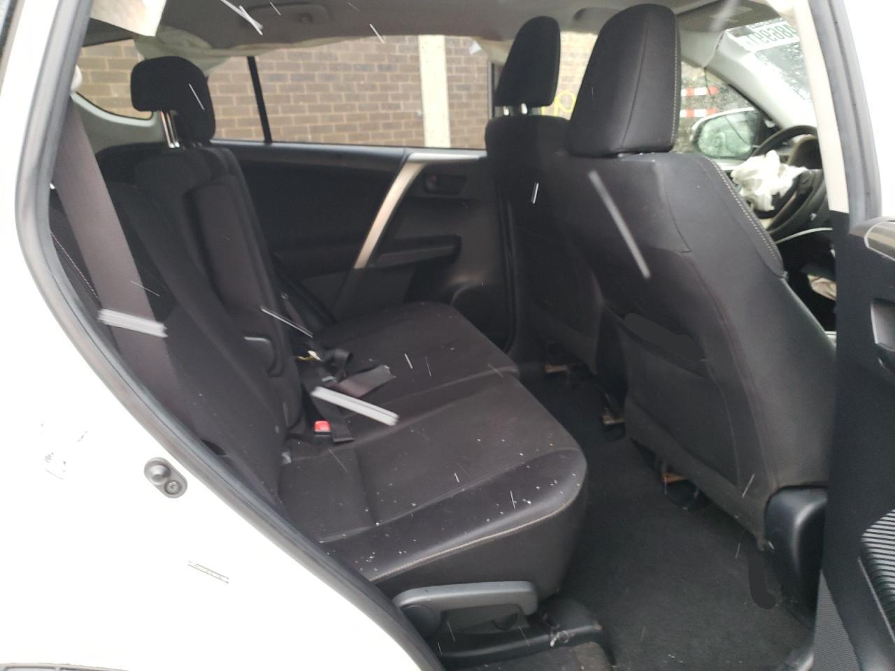 Photo 6 from auction – 2013 TOYOTA RAV4 XLE with VIN JTMRFREVXDD022892