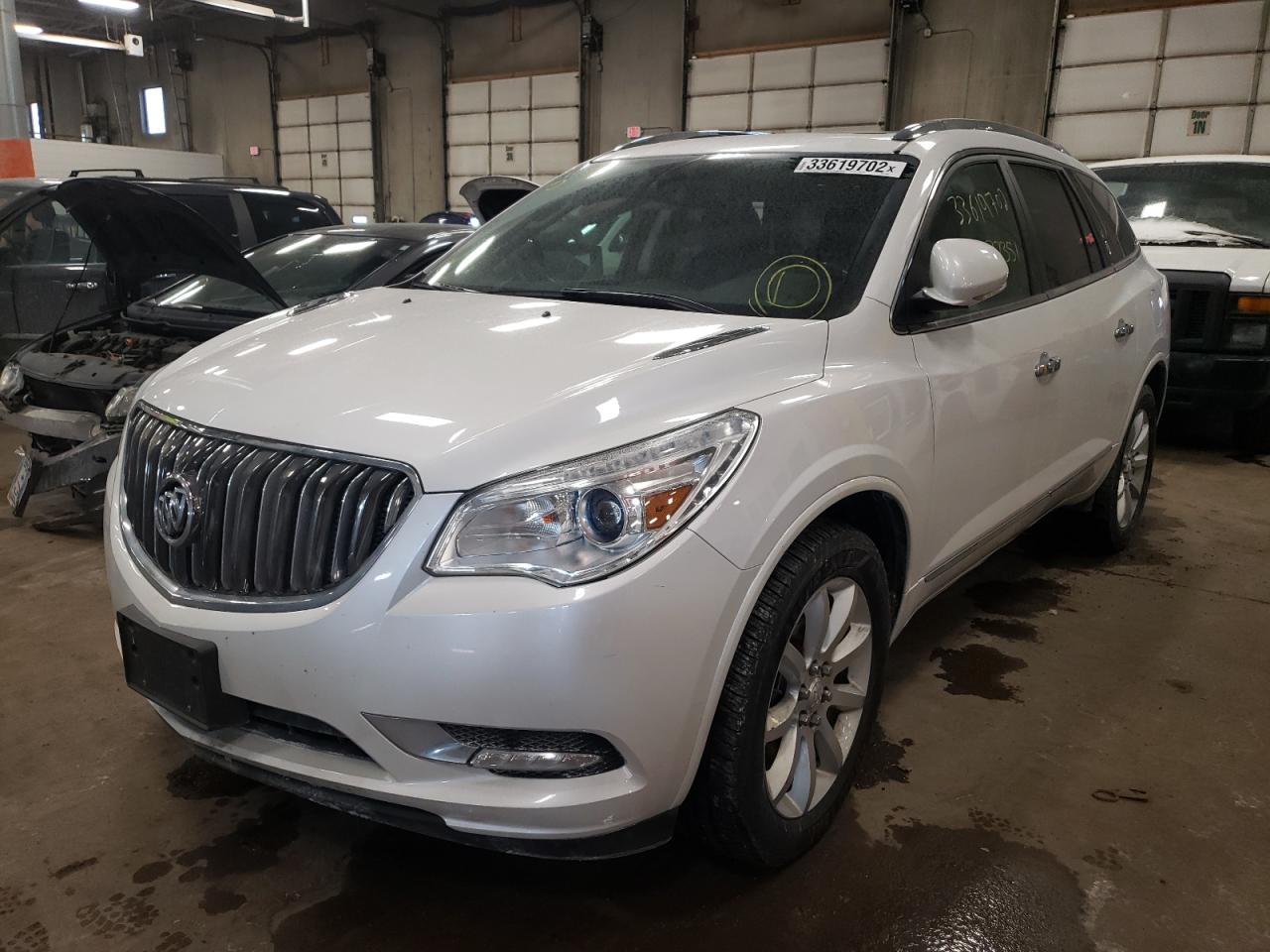 Photo 2 from auction – 2017 BUICK ENCLAVE with VIN 5GAKVCKD3HJ273484