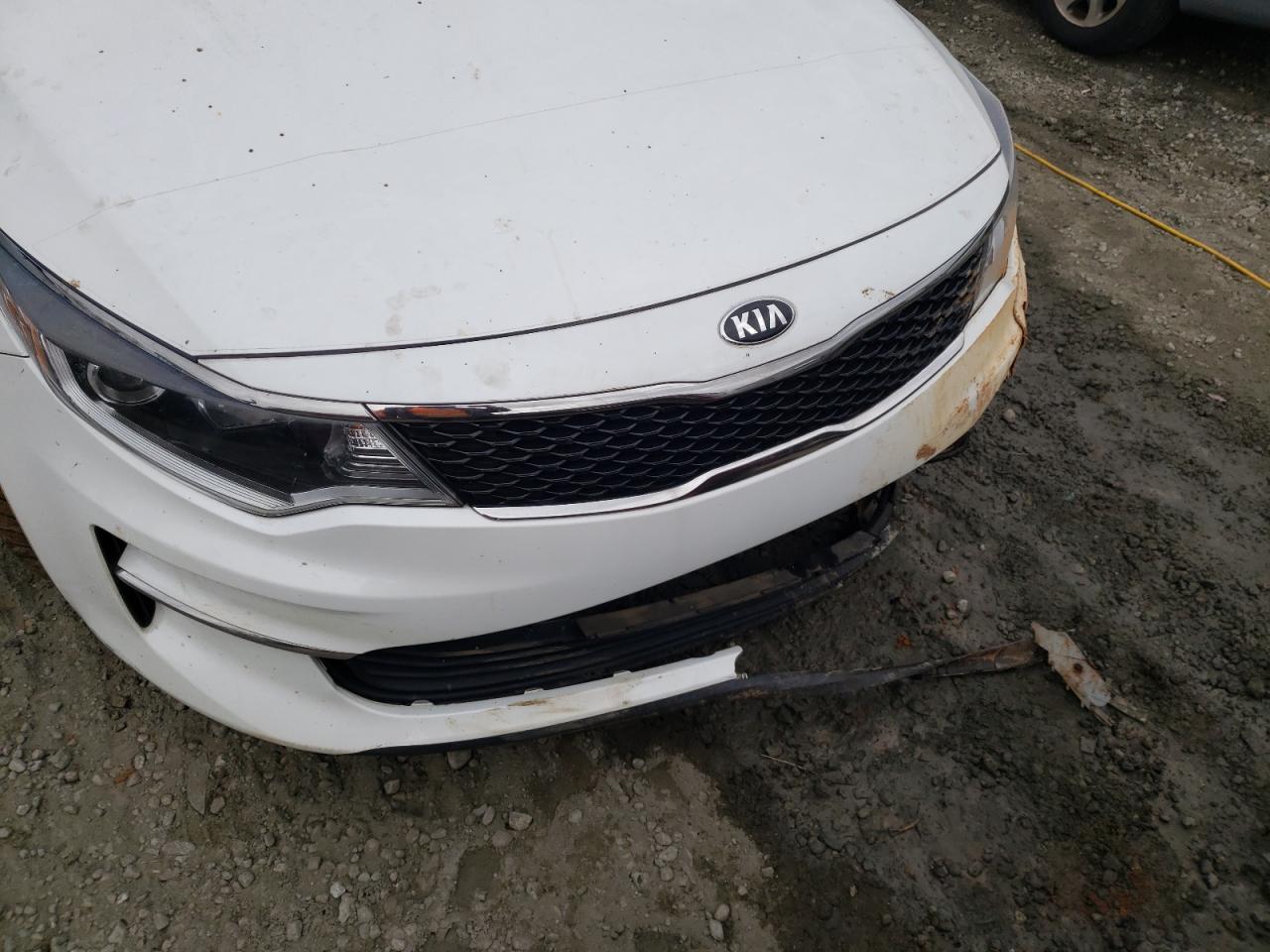 Photo 9 from auction – 2016 KIA OPTIMA LX with VIN 5XXGT4L37GG036764