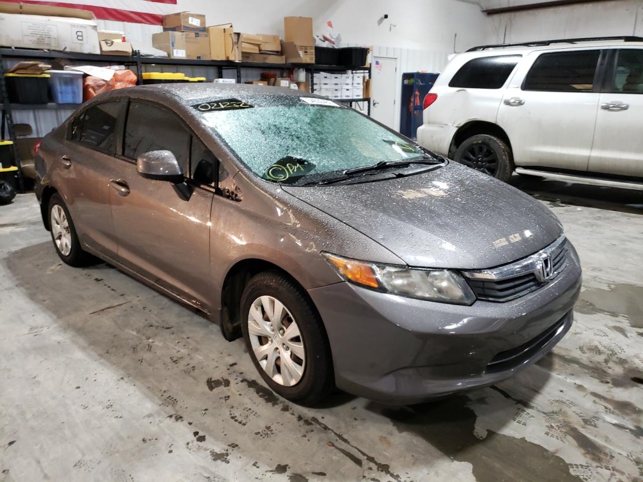 HONDA CIVIC LX 2012 مع رقم تعريف المركبة 19XFB2F55CE021232 - صورة من المزاد