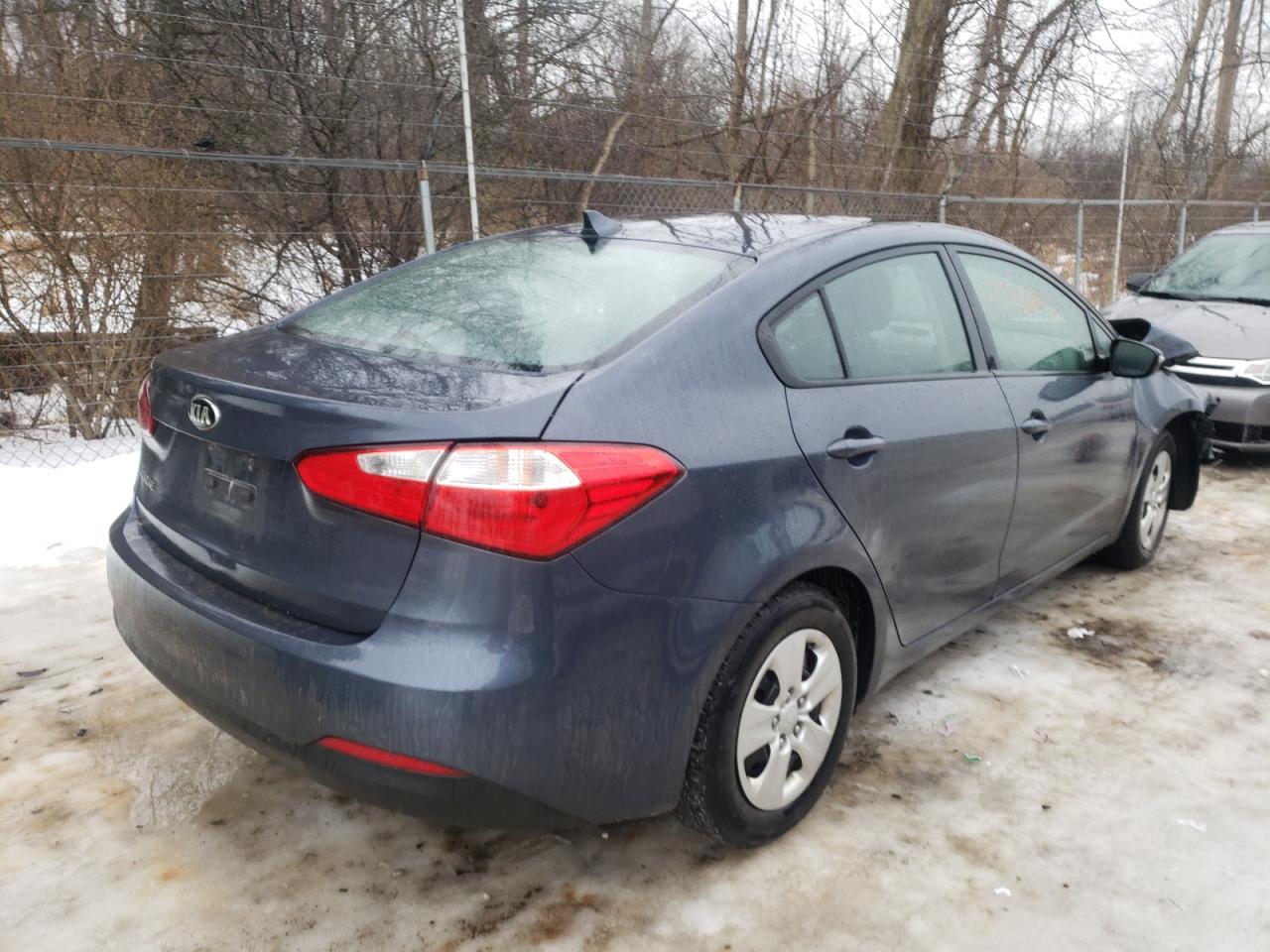 Photo 4 from auction – 2015 KIA FORTE LX with VIN KNAFX4A67F5365333