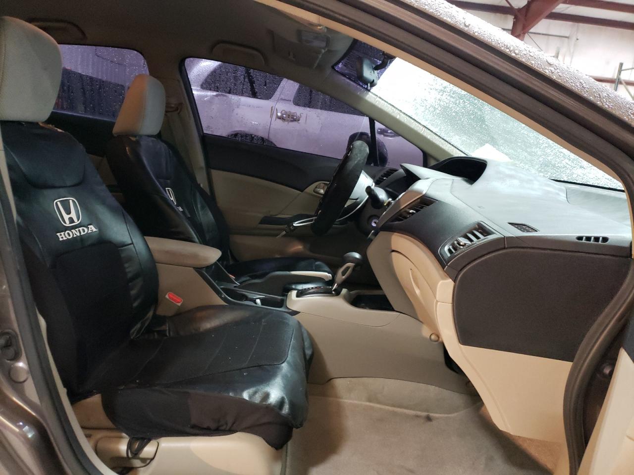 Photo 5 from auction – 2012 HONDA CIVIC LX with VIN 19XFB2F55CE021232