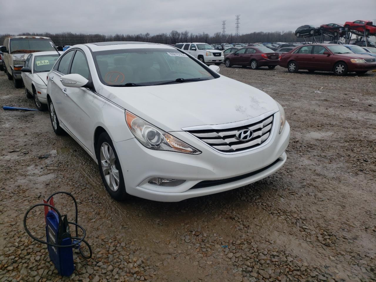 HYUNDAI SONATA SE 2011 with VIN 5NPEC4AC4BH143147 - Photo from auction