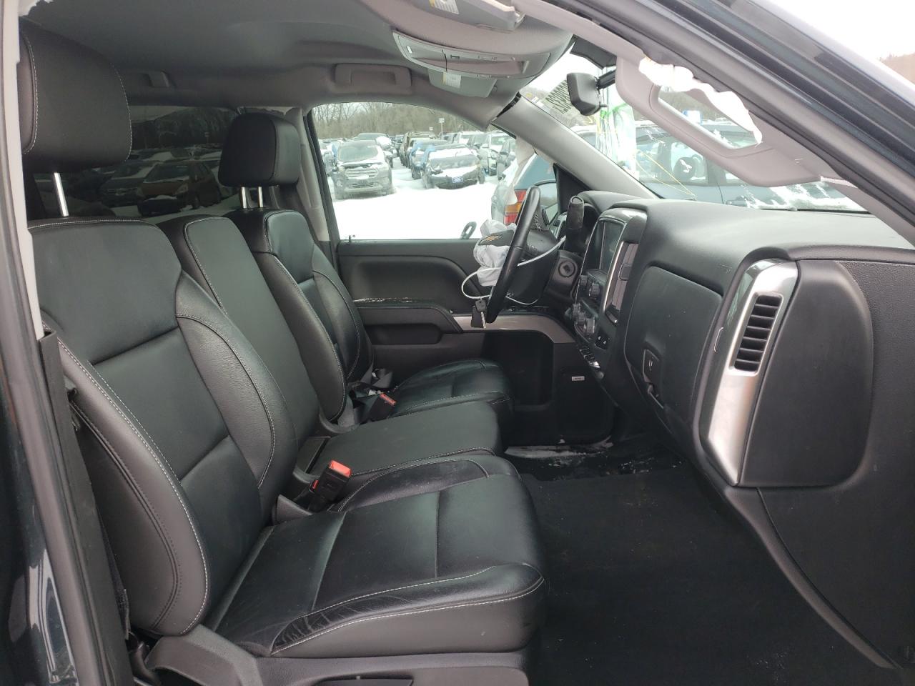 Photo 5 from auction – 2018 CHEVROLET SILVERADO with VIN 3GCUKREC4JG535722