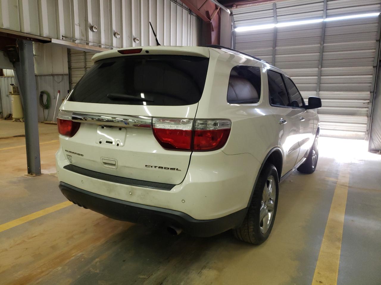 Photo 4 from auction – 2011 DODGE DURANGO CI with VIN 1D4RE5GG3BC639678