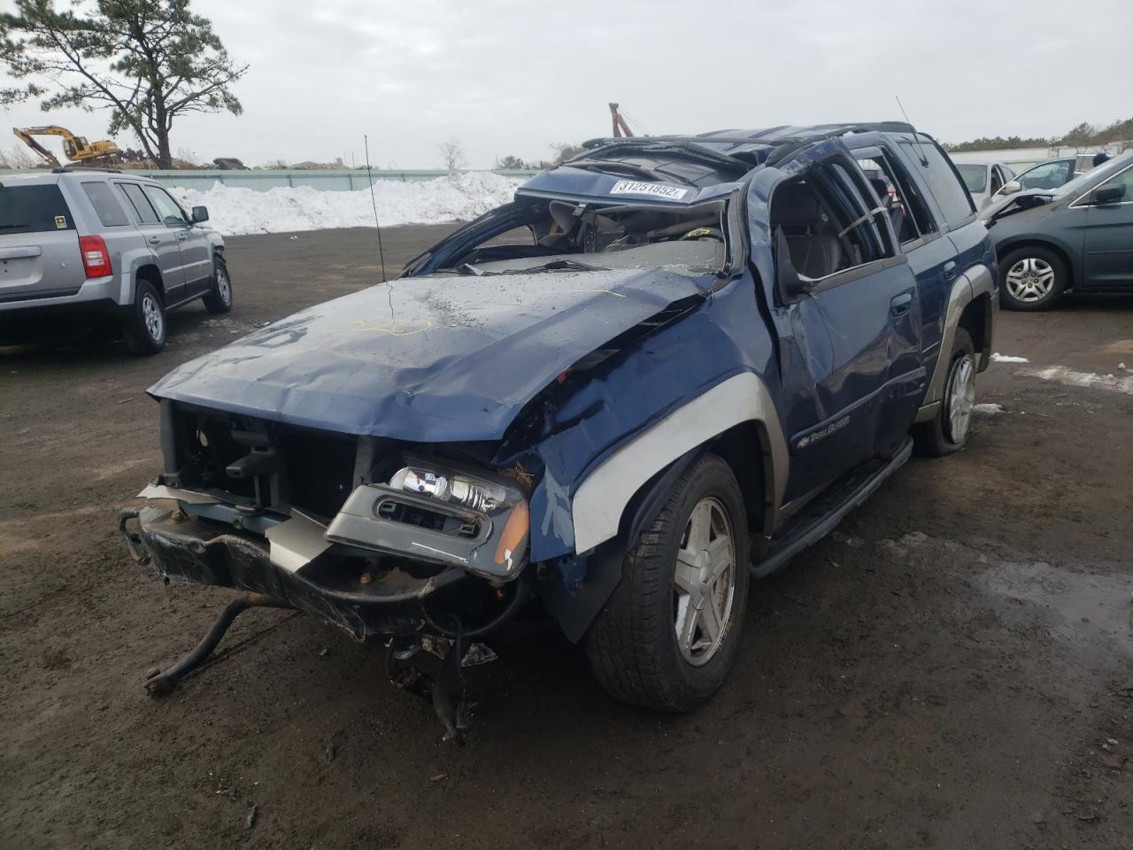 Photo 2 from auction – 2002 CHEVROLET TRAILBLAZE with VIN 1GNDT13S422272965