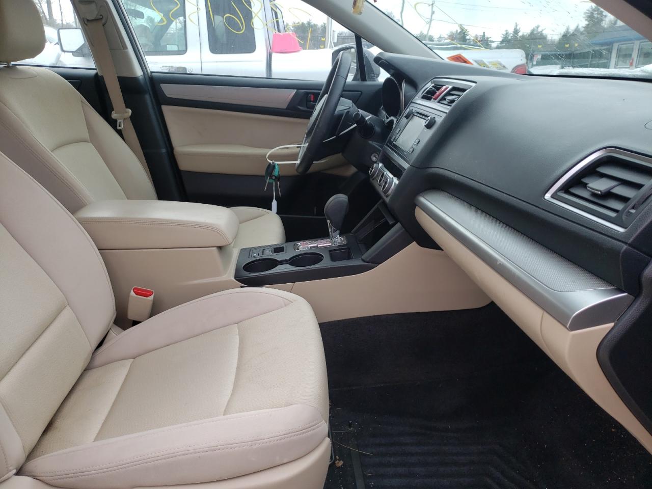 Photo 5 from auction – 2015 SUBARU LEGACY 2.5 with VIN 4S3BNAA66F3024975