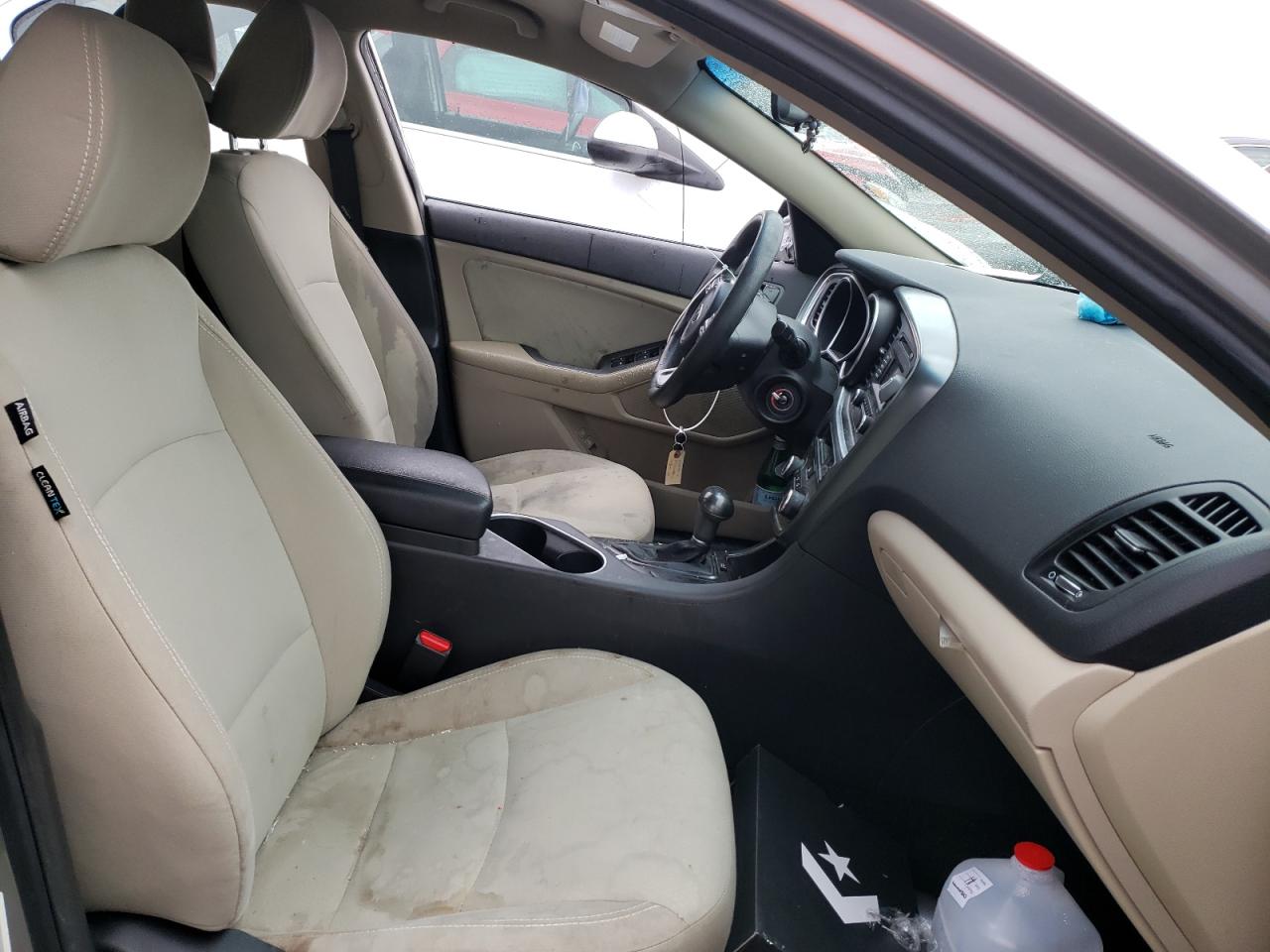 Photo 5 from auction – 2014 KIA OPTIMA LX with VIN 5XXGM4A79EG332448