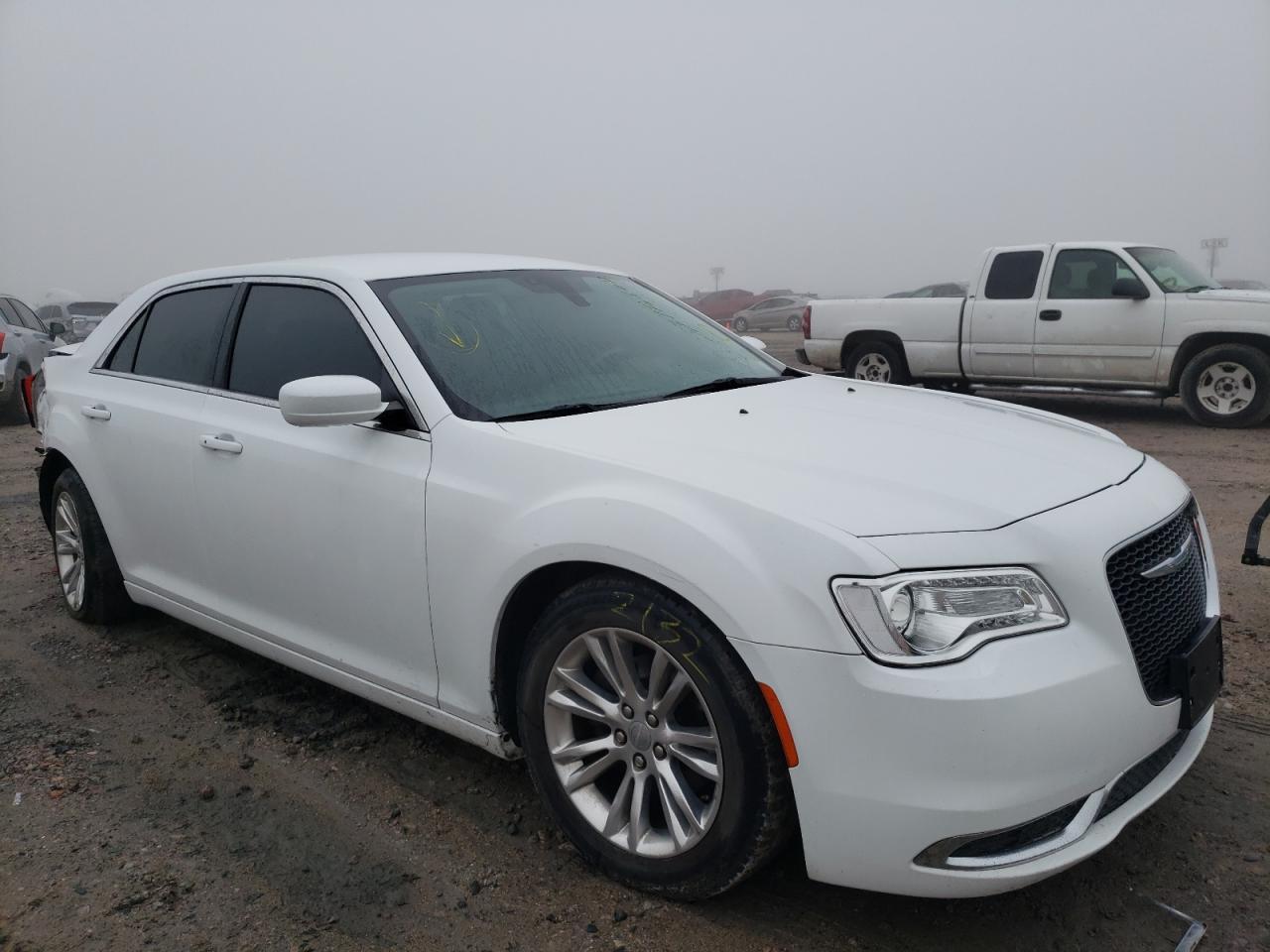 CHRYSLER 300 LIMITE 2017 with VIN 2C3CCAAG8HH664984 - Photo from auction