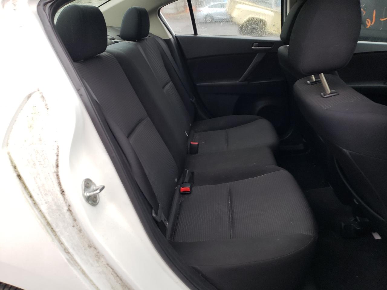 Photo 6 from auction – 2013 MAZDA 3 I with VIN JM1BL1UP9D1846124