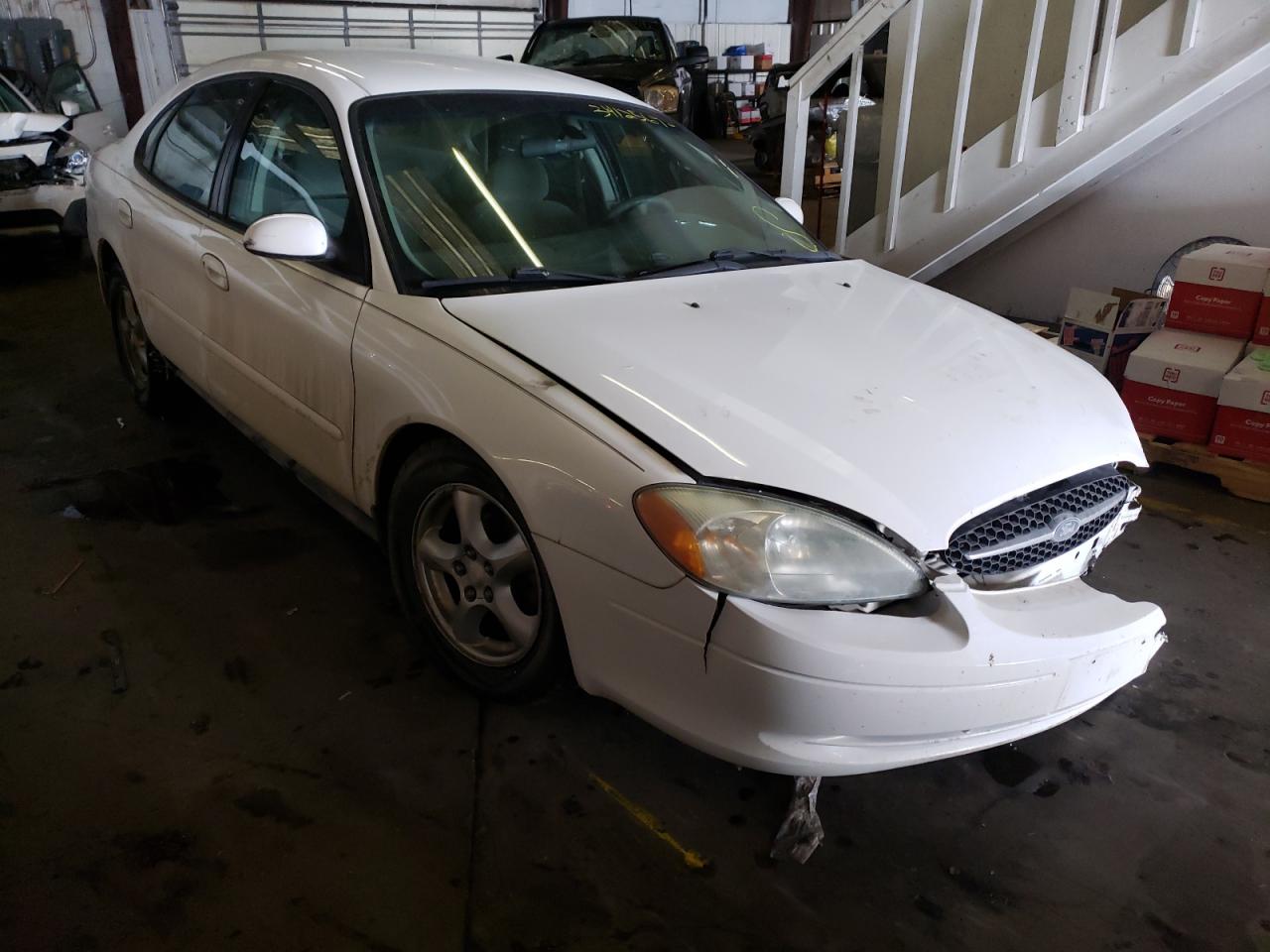 FORD TAURUS SES 2003 with VIN 1FAFP552X3A189502 - Photo from auction