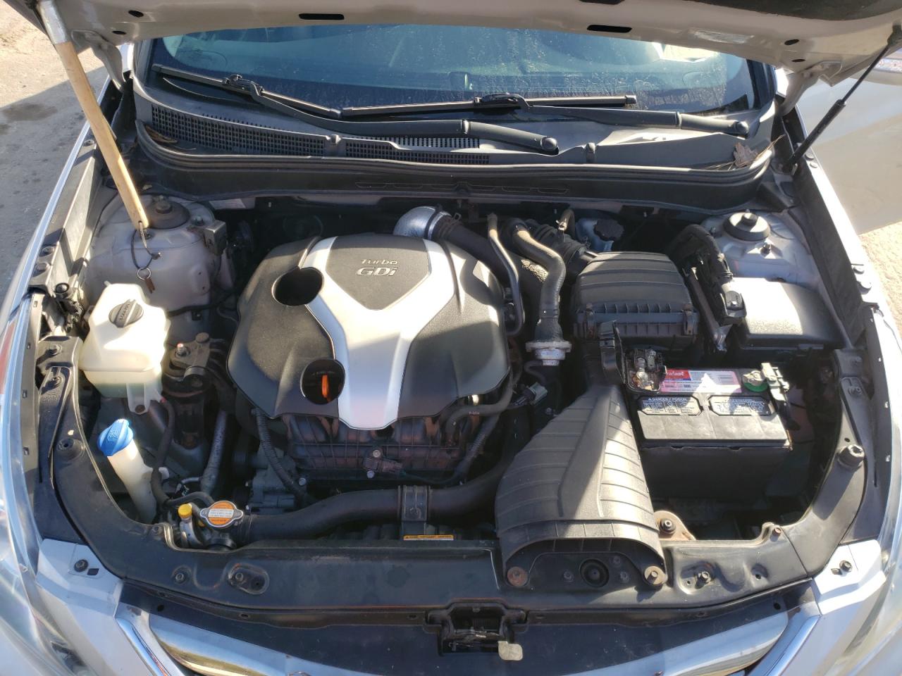 Photo 7 from auction – 2011 HYUNDAI SONATA SE with VIN 5NPEC4AB8BH260317