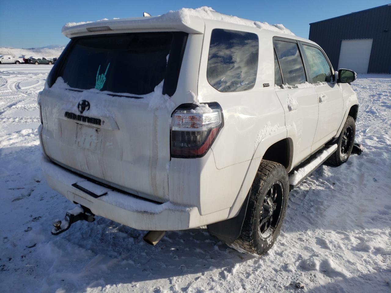 Photo 4 from auction – 2017 TOYOTA 4RUNNER SR with VIN JTEBU5JR8H5449542