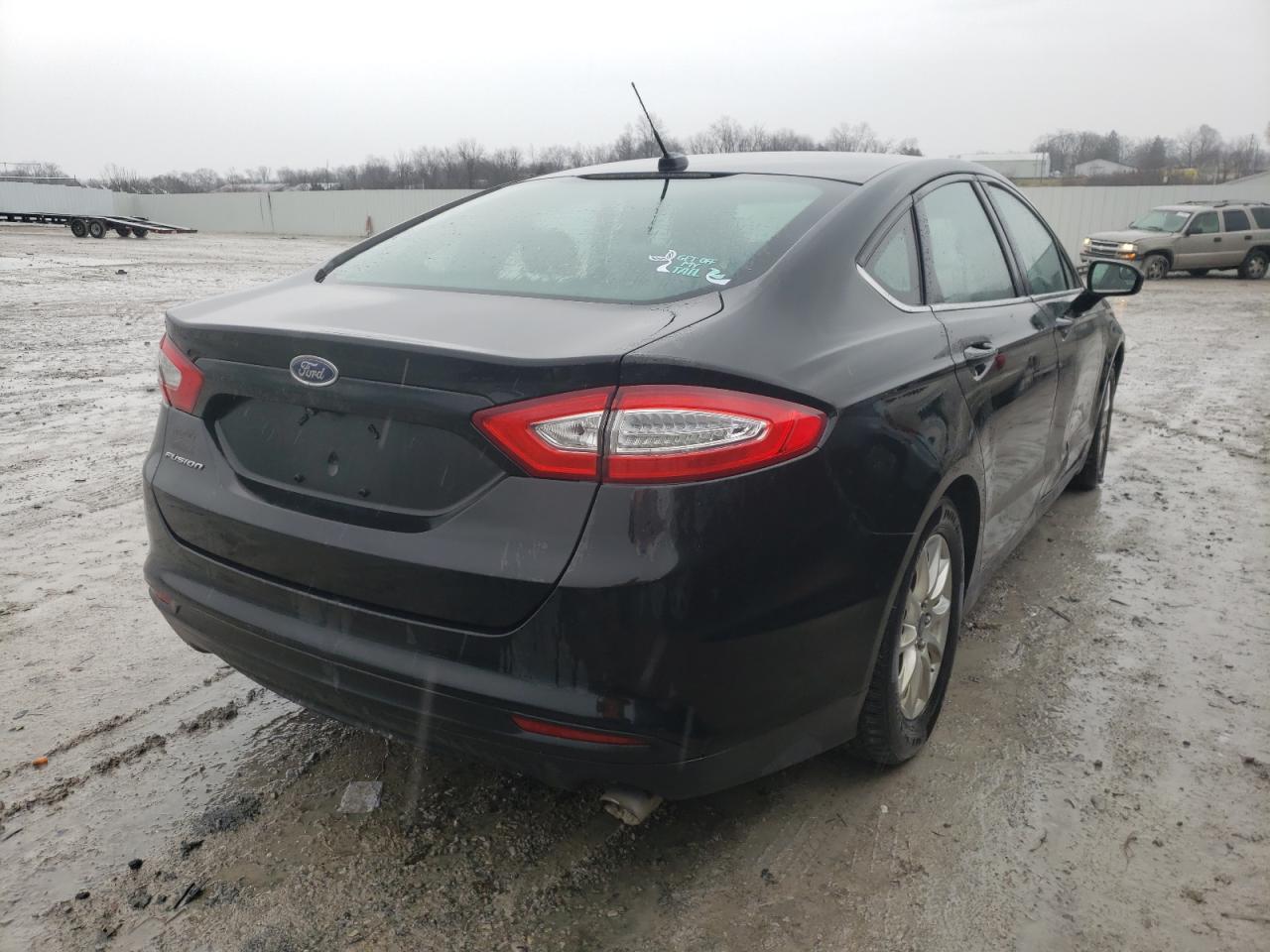 Photo 4 from auction – 2015 FORD FUSION S with VIN 3FA6P0G70FR228863