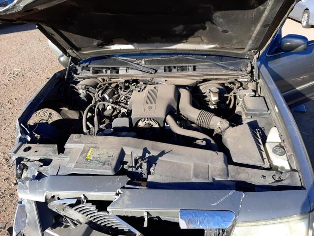 Photo 7 from auction – 2003 MERCURY GRAND MARQ with VIN 2MEFM74W03X710364