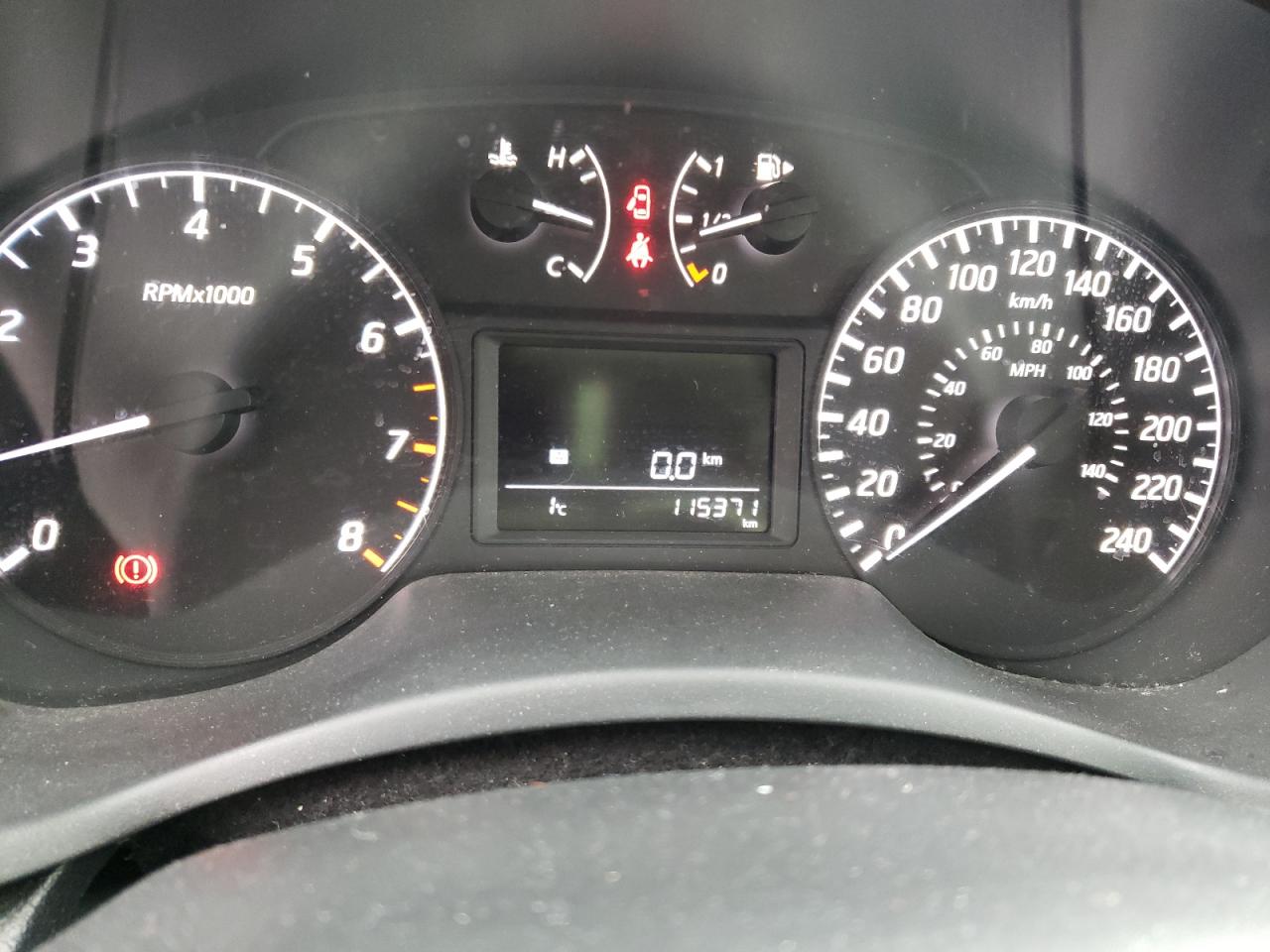 Photo 8 from auction – 2013 NISSAN SENTRA S with VIN 3N1AB7AP1DL701838