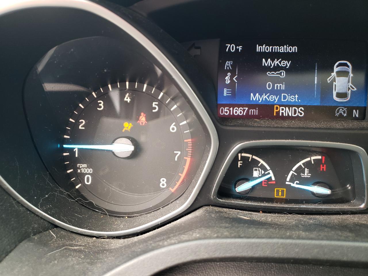 Photo 8 from auction – 2017 FORD ESCAPE SE with VIN 1FMCU9G99HUA37333