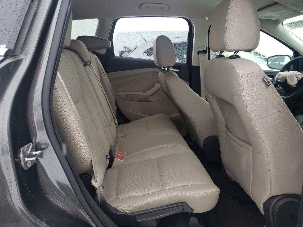 Photo 6 from auction – 2017 FORD ESCAPE SE with VIN 1FMCU9GD8HUA53611