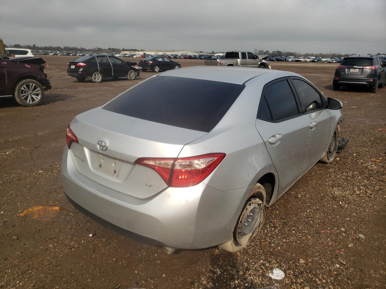 Photo 4 from auction – 2017 TOYOTA COROLLA L with VIN 5YFBURHE9HP594302
