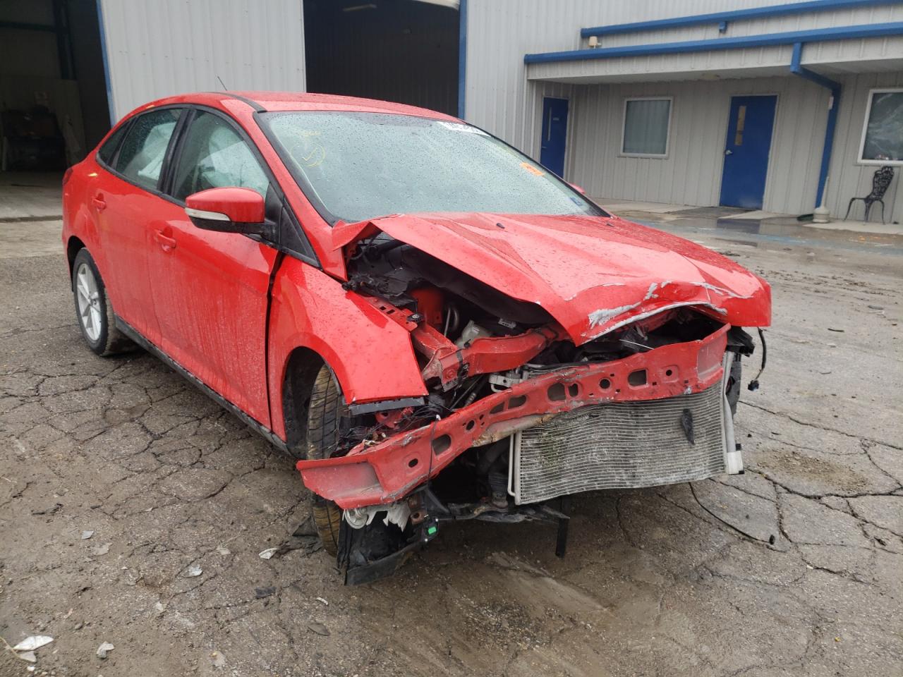 FORD FOCUS SE 2017 with VIN 1FADP3F20HL278338 - Photo from auction