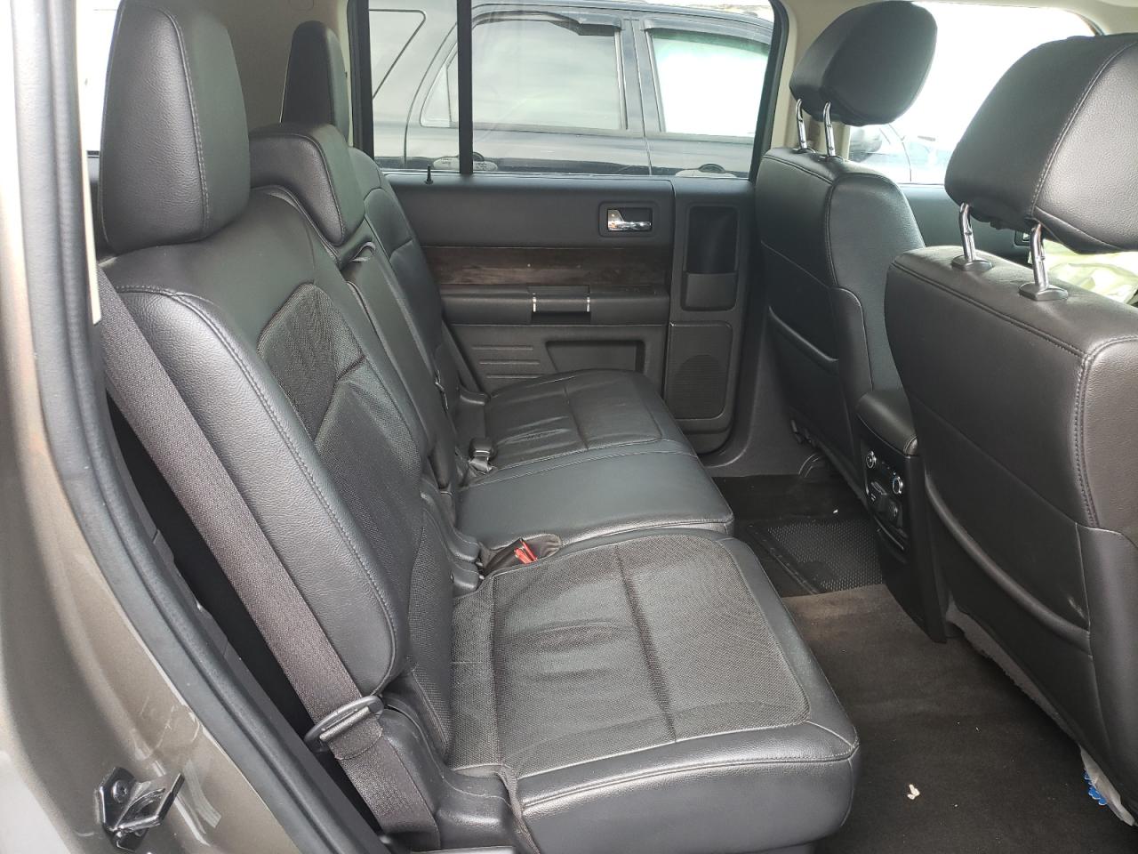 Photo 6 from auction – 2014 FORD FLEX LIMIT with VIN 2FMHK6D81EBD29839
