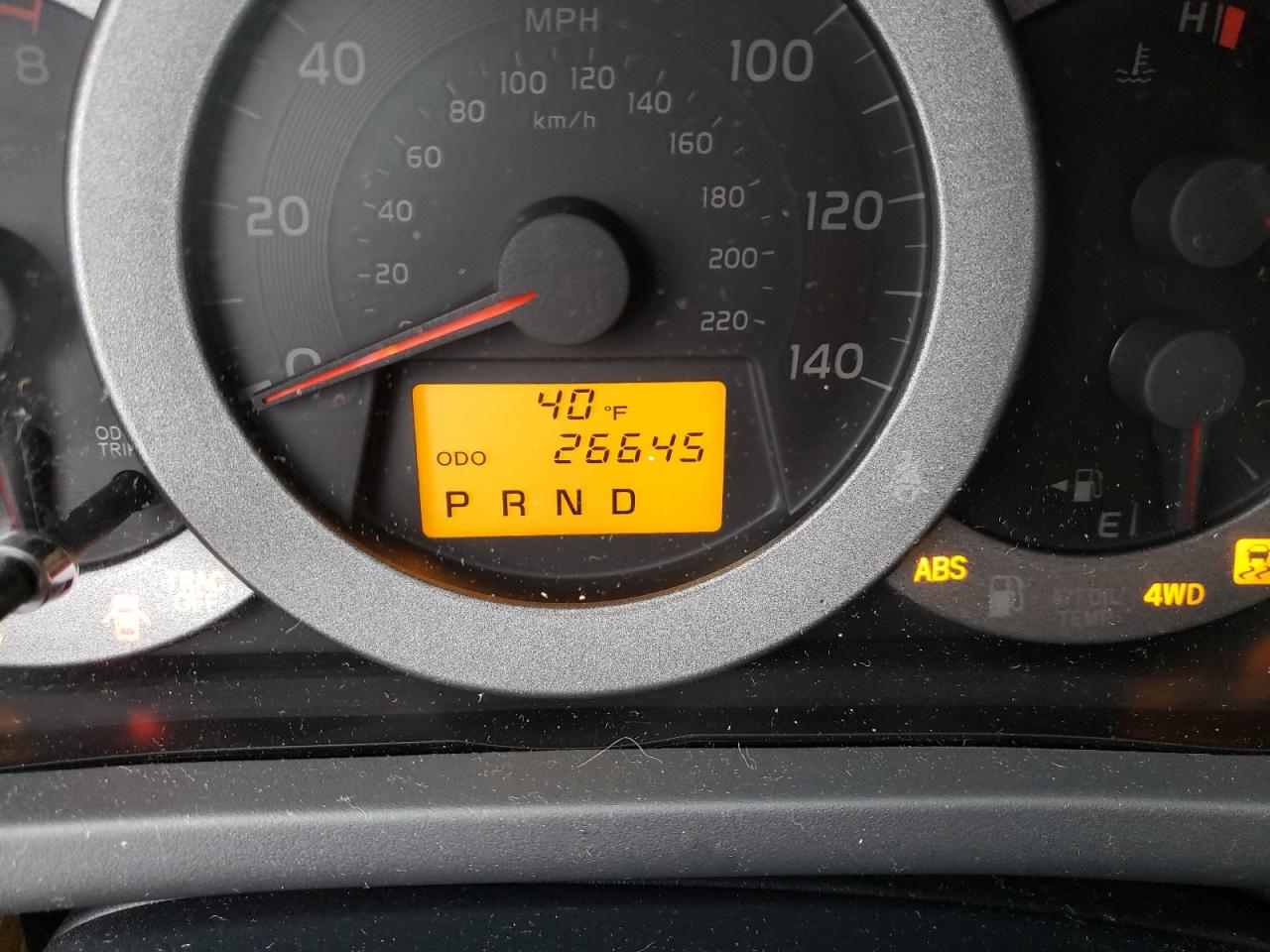 Photo 8 from auction – 2009 TOYOTA RAV4 with VIN JTMBF33V39D015470
