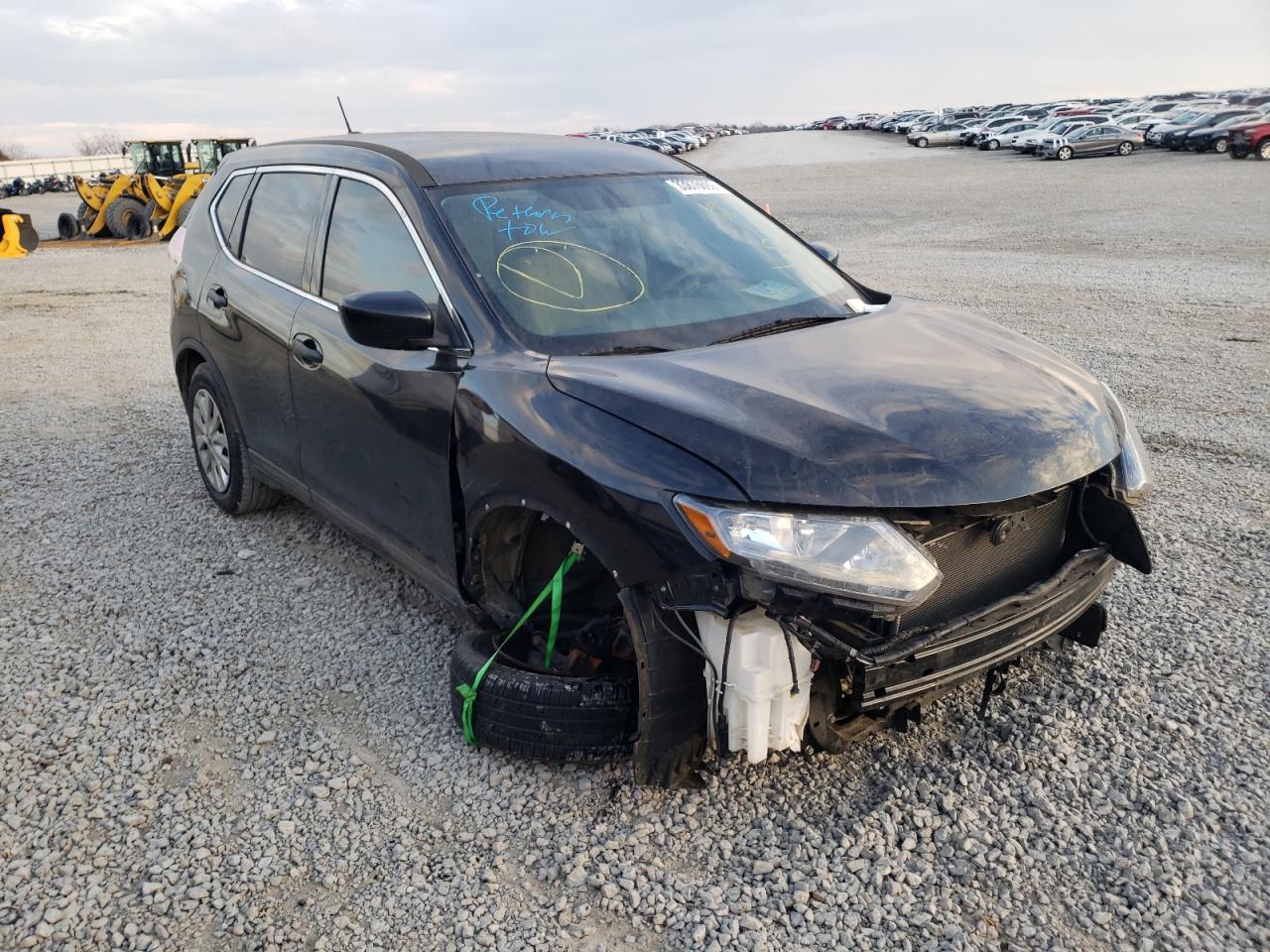 NISSAN ROGUE S 2016 with VIN 5N1AT2MT6GC826688 - Photo from auction