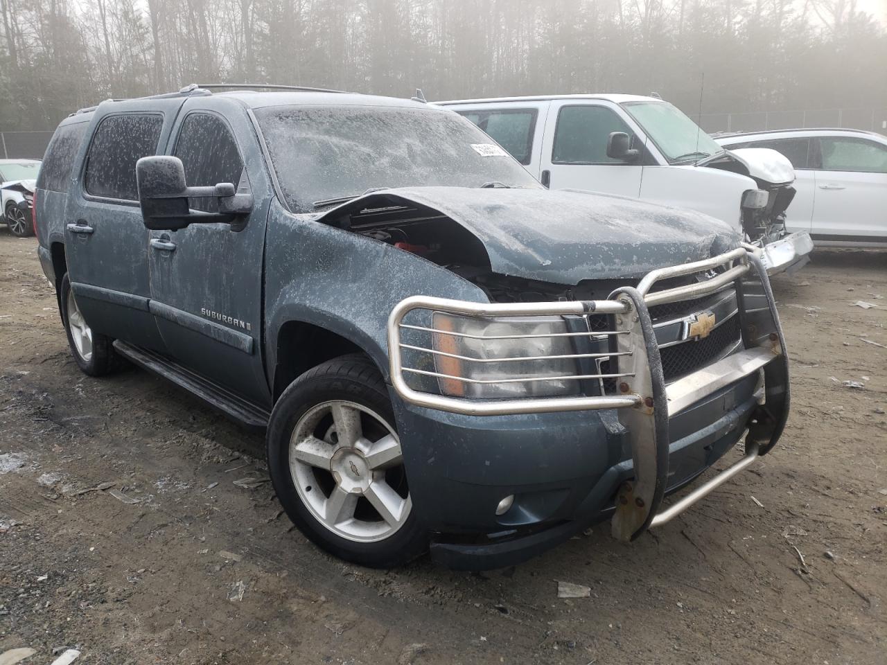 CHEVROLET SUBURBAN K 2008 with VIN 3GNFK16318G203358 - Photo from auction