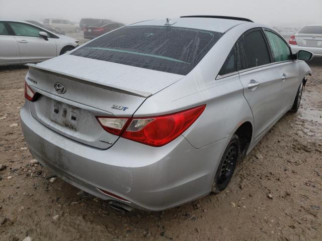 Photo 4 from auction – 2013 HYUNDAI SONATA SE with VIN 5NPEC4AB4DH579023