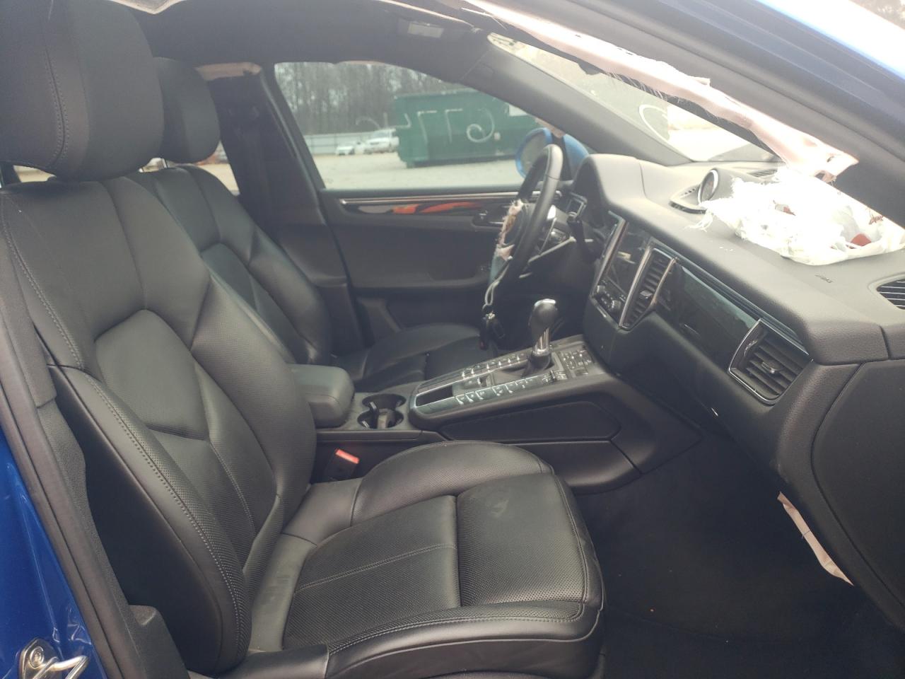 Photo 5 from auction – 2018 PORSCHE MACAN with VIN WP1AA2A56JLB18950