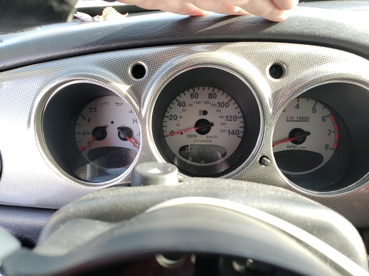 Photo 8 from auction – 2004 CHRYSLER PT CRUISER with VIN 3C8FY78G54T243517